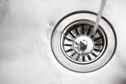 BiOHY Rohrreiniger (24x20l Kanister) | EXTRA STARK | Flüssiger, Hochkonzentrierter Abflussreiniger | Geruchsneutral | Für Alle Verstopfungen -Geschäft Für Haushaltsreinigungsprodukte 985bc238 399b 488b bf2c e8377ba9652b