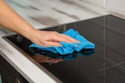 BiOHY Glaskeramik Kochfeldreiniger (50x10l Kanister) | Optimal Zur Reinigung Und Pflege Von Kochfeld Und Induktion | Geeignet Für ALLE GERÄTE -Geschäft Für Haushaltsreinigungsprodukte b17da55b b450 460e a006 09df090bf078